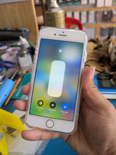 Iphone 8 64GB ស្អាតអេក្រង់ស៊ីន ស្កេន