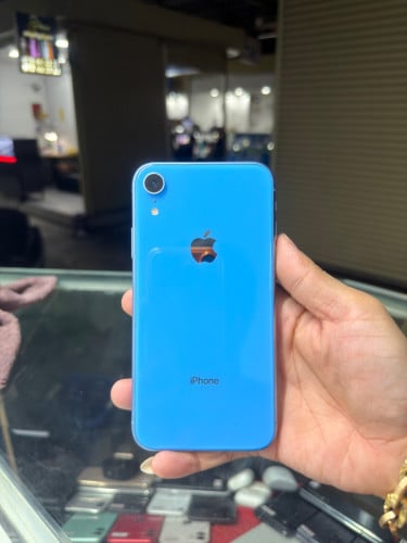 iPhone XR Blue X/A HD64GB Phone Condition 90% 🔋77% , ដូរអេក្រង់GX , មានស្កេនមុខ , ម៉ាស៊ីនហ្ស៊ីន
