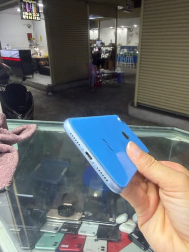 iPhone XR Blue X/A HD64GB Phone Condition 90% 🔋77% , ដូរអេក្រង់GX , មានស្កេនមុខ ,  ម៉ាស៊ីនហ្ស៊ីន