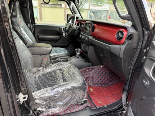 Jeep Wrangler ឆ្នាំ2020 ក្រដាសពន្ធ ធានាឡានស្អាត មហាថ្មី