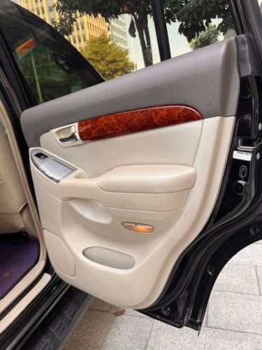 Land Cruiser PRADO 04 V4 P2 Auto មាស៊ូតស្រុីន ស្ពិចអារ៉ាប់អេមណាស់