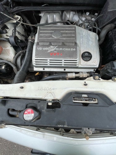Lexus 300 ប៉ុង1 ឆ្នាំ 00 ម៉ាញ៉ែត MC 11900