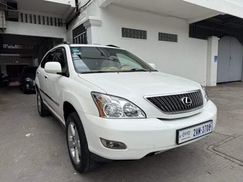 Lexus 330 04/H/F/pong1/2AM 21900$