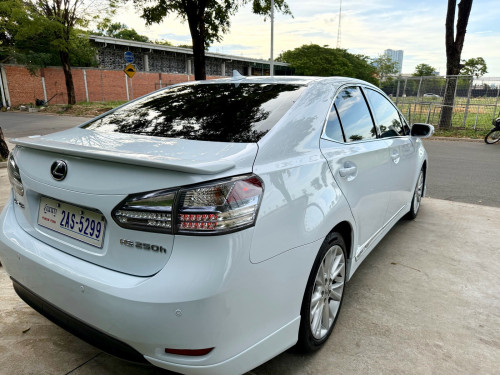 Lexus Hs250h full advance