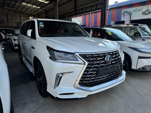 Lexus Lx 570 2016 Super Sport Full Options ថ្មីណាស់បងៗ