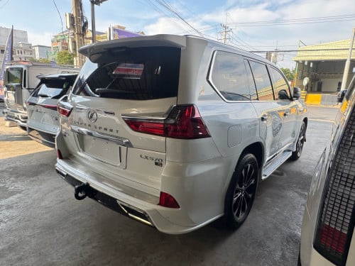 Lexus Lx 570 2016 Super Sport Full Options ថ្មីណាស់បងៗ
