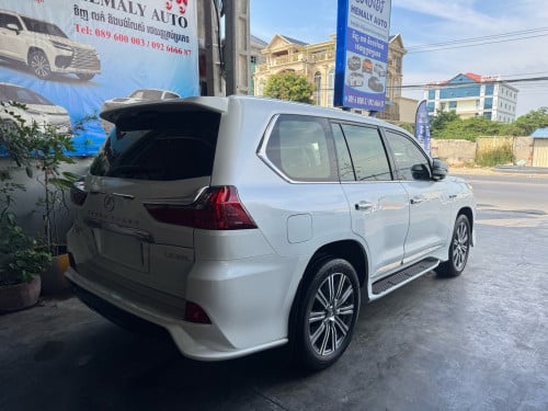 Lexus Lx570 2016 Super Sport Full Options (Specs Arab) ថ្មីណាស់ ស្តុកថ្មី