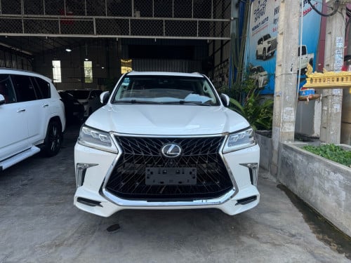 Lexus Lx570 2016 Super Sport Full Options (Specs Arab) ថ្មីណាស់ ស្តុកថ្មី