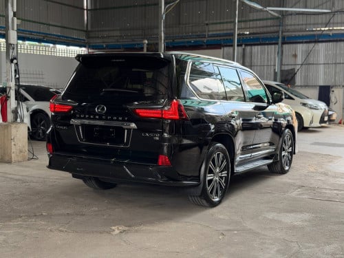 lexus lx570 2019