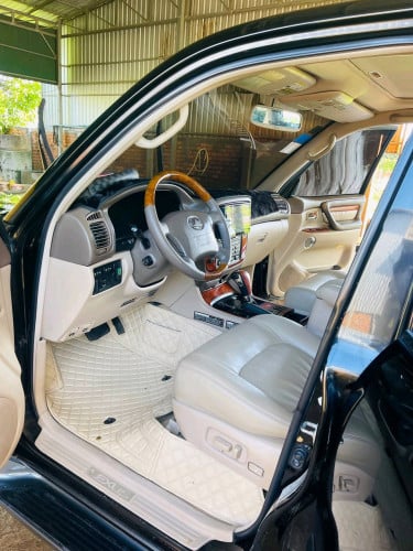 LX 470 ឆ្នាំ 2001 ឡានស្អាតអត់បុកអត់ប៉ះម៉ាស៊ីនប្រអប់លេខអេម