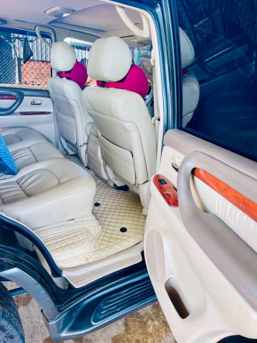 LX 470 ឆ្នាំ 2001 ឡានស្អាតអត់បុកអត់ប៉ះម៉ាស៊ីនប្រអប់លេខអេម