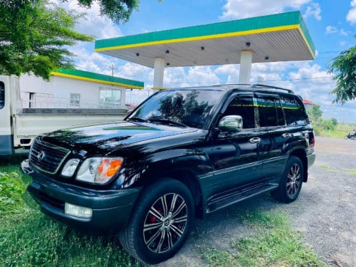 LX 470 ឆ្នាំ 2001 ឡានស្អាតអត់បុកអត់ប៉ះម៉ាស៊ីនប្រអប់លេខអេម