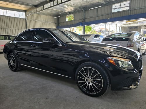 Mercedes C300 2015 4MATIC
