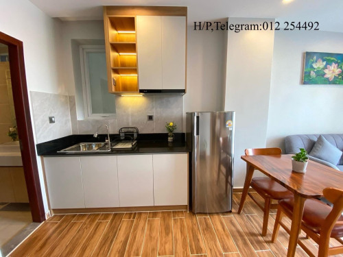 Modern 2 Beds Apartment for Rent
