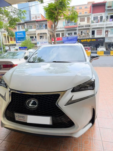 Nx200t F-Sport 2017 ឡានស្អាត Auto Check កប់