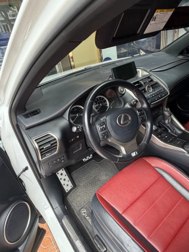 Nx200t F-Sport 2017 ឡានស្អាត Auto Check កប់