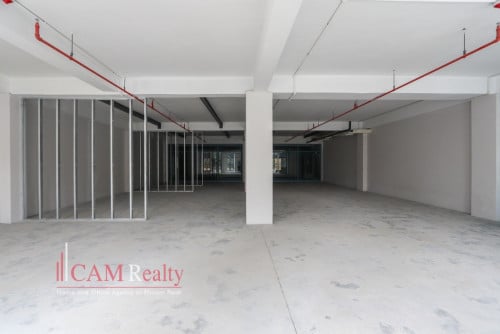 Office & Retails Space For Rent in SAYON Building