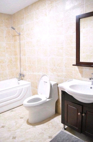 Olympia city Condo room for rent