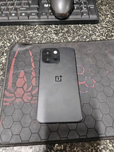 One plus 13t មួយទឹក 98% China version 256gb