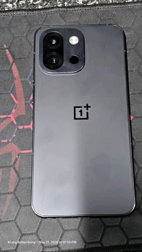 One plus 13t មួយទឹក 98% China version 256gb