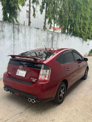 Prius 05 Full ឡានស្អាត​ លេងហេីយម៉ាឆ្ងាញ់​ សាងបាន