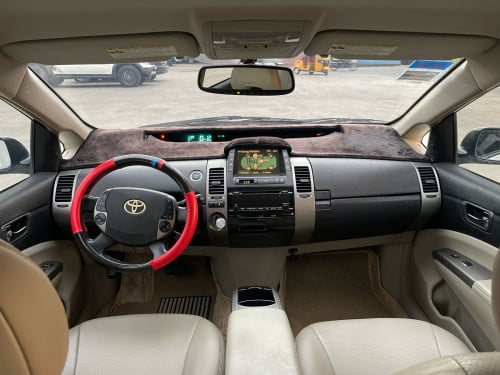 Prius 08 full option ក្នុលឿង