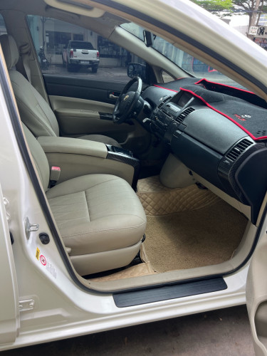prius 08Full ក្នុងលឿង