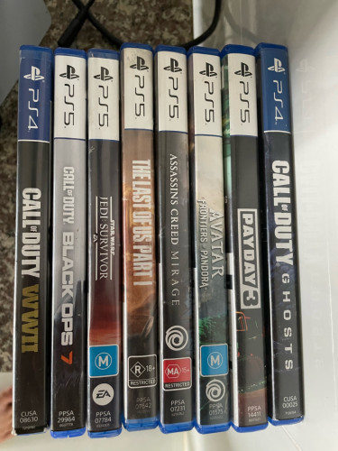 PS5 standard  full accessories  1 controller no box condition good comes with 8 games $450