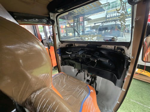 Re bajaj2019លក់