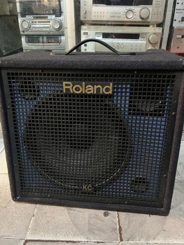 Roland KC550