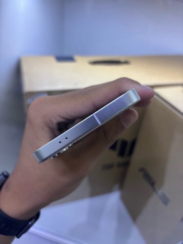 SAMSUNG S24 8GB/256Gស្អាត99%