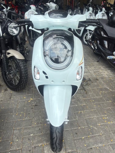 Scoopy 2025 សោរ​ ក្រុមហ៊ុន​ នៅស្អាត017 8888 25. 070 6666 16