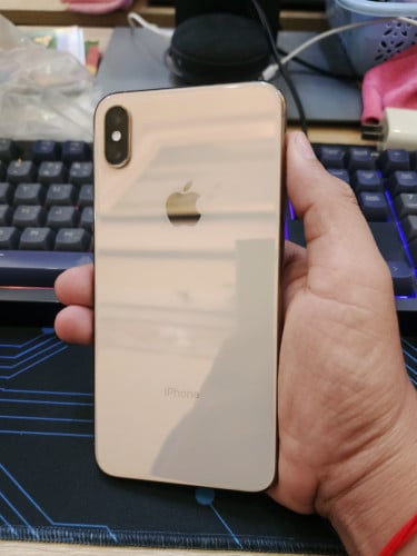 Sell I phone xs Max gold ដាក់sim2