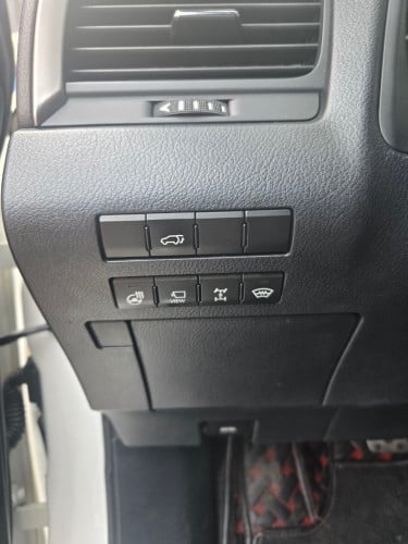 Sell Lexus RX200T 2016
