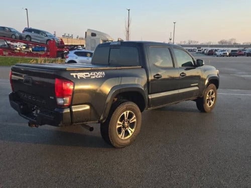 Tacoma 017 TRD  កាប់ពីតាស់