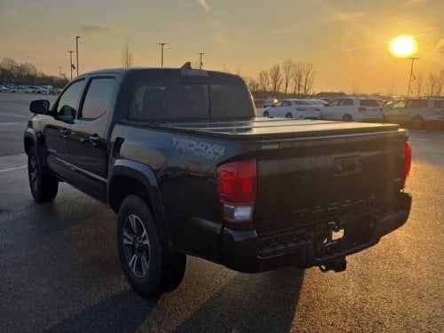 Tacoma 017 TRD  កាប់ពីតាស់