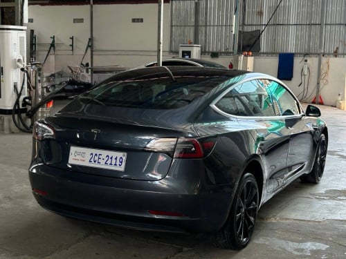 Tesla model 3 long range 2018