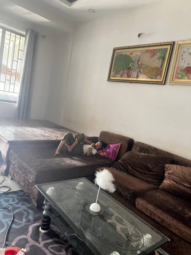 Town House for rent in a quiet location / ផ្ទះជួលក្នុងទីប្រជុំជន ស្ថិតនៅទីតាំងស្ងប់ស្ងាត់