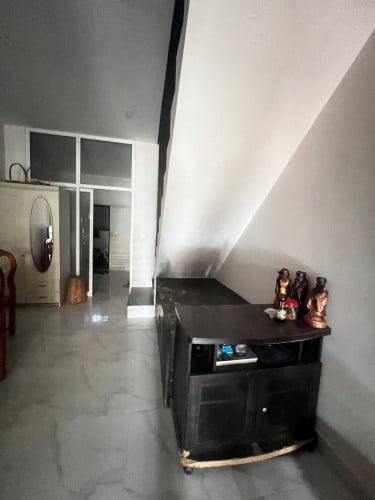 Town House for rent in a quiet location / ផ្ទះជួលក្នុងទីប្រជុំជន ស្ថិតនៅទីតាំងស្ងប់ស្ងាត់