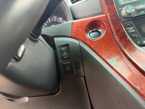 Toyota Alphard 2012 Auto3 ឡើងមុខ 2017( full- option )