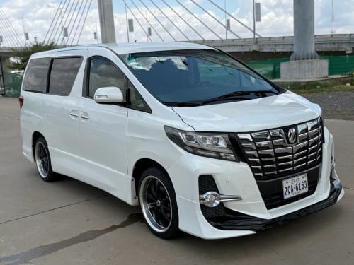 Toyota Alphard 2012 Auto3 full up 2017