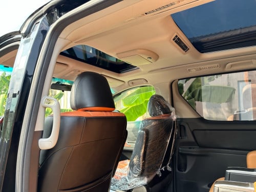 TOYOTA ALPHARD 2012 Full Option ពណ៌ខ្មៅ ក្នុងខ្មៅ(Sunroof)