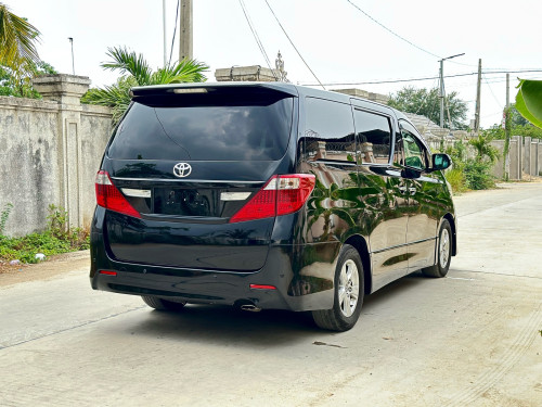 TOYOTA ALPHARD 2012 Full Option ពណ៌ខ្មៅ ក្នុងខ្មៅ(Sunroof)