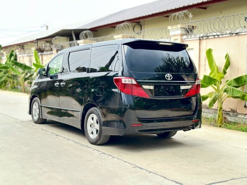 TOYOTA ALPHARD 2012 Full Option ពណ៌ខ្មៅ ក្នុងខ្មៅ(Sunroof)