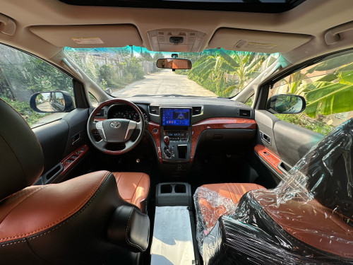 TOYOTA ALPHARD 2012 Full Option ពណ៌ខ្មៅ ក្នុងខ្មៅ(Sunroof)