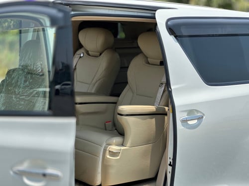 TOYOTA ALPHARD 2012 G-Option ពណ៌ស ក្នុងលឿង