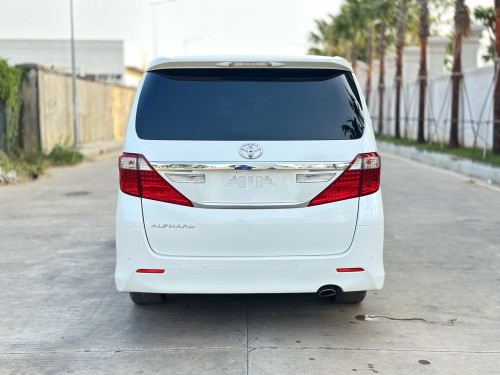 TOYOTA ALPHARD 2014 HF ពណ៌ស ក្នុងខ្មៅ
