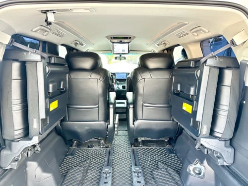 TOYOTA ALPHARD 2014 HF ពណ៌ស ក្នុងខ្មៅ