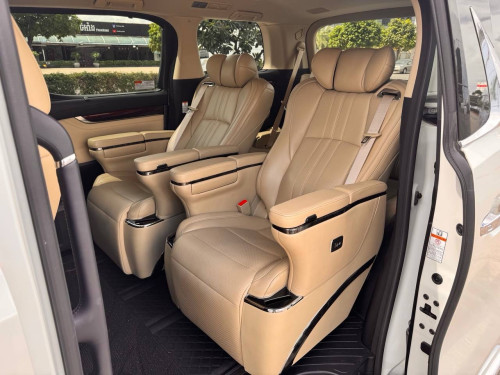 Toyota alphard 2015 hybrid