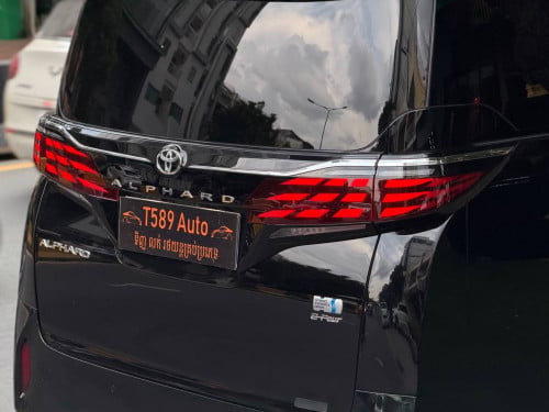 Toyota ALPhard V4 2018 ឡេីង​ស៊េរី​ 2025 Full option